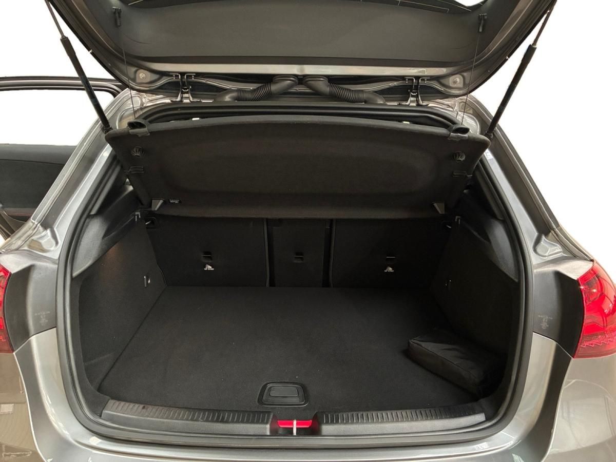 mercedes-benz-classe-a-2024-hibrido-a-gasolina-1332cc