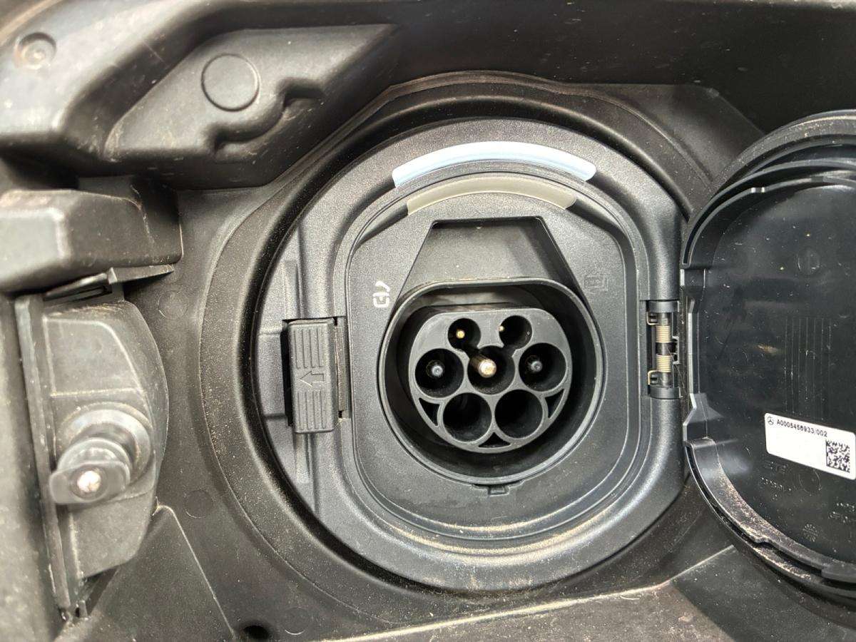 mercedes-benz-classe-a-2024-hibrido-a-gasolina-1332cc