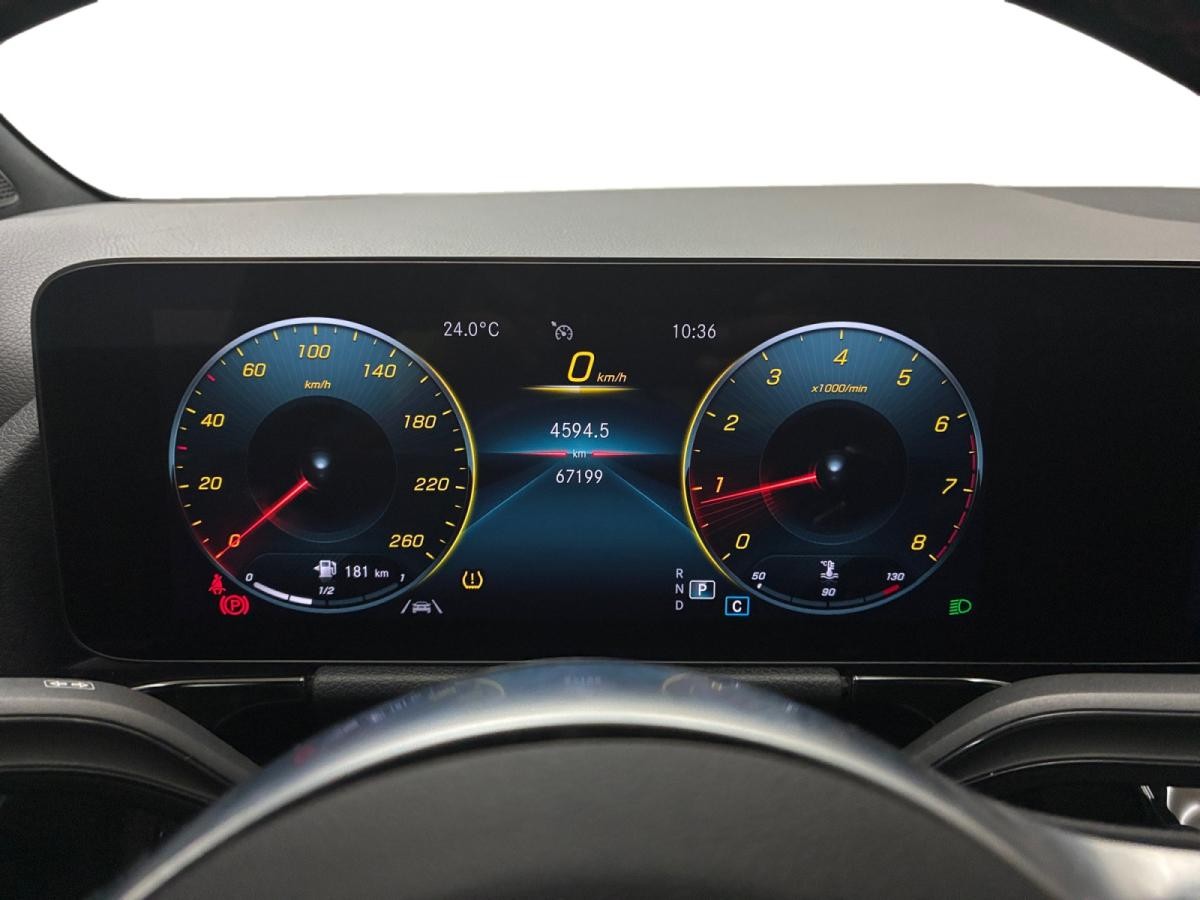 mercedes-benz-gla-2022-gasolina-1332cc