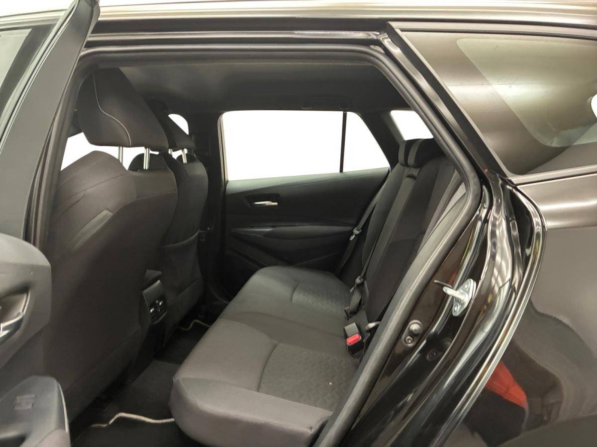 toyota-corolla-2023-hibrido-a-gasolina-1798cc