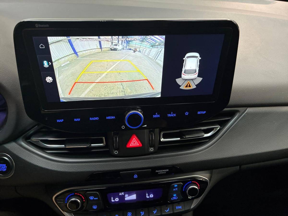 hyundai-i30-sw-2022-hibrido-a-gasolina-998cc