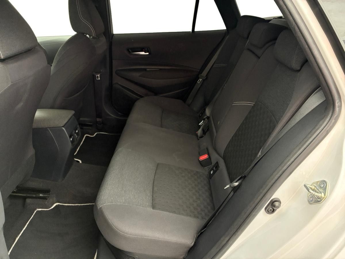 toyota-auris-touring-sports-2023-hibrido-a-gasolina-1798cc