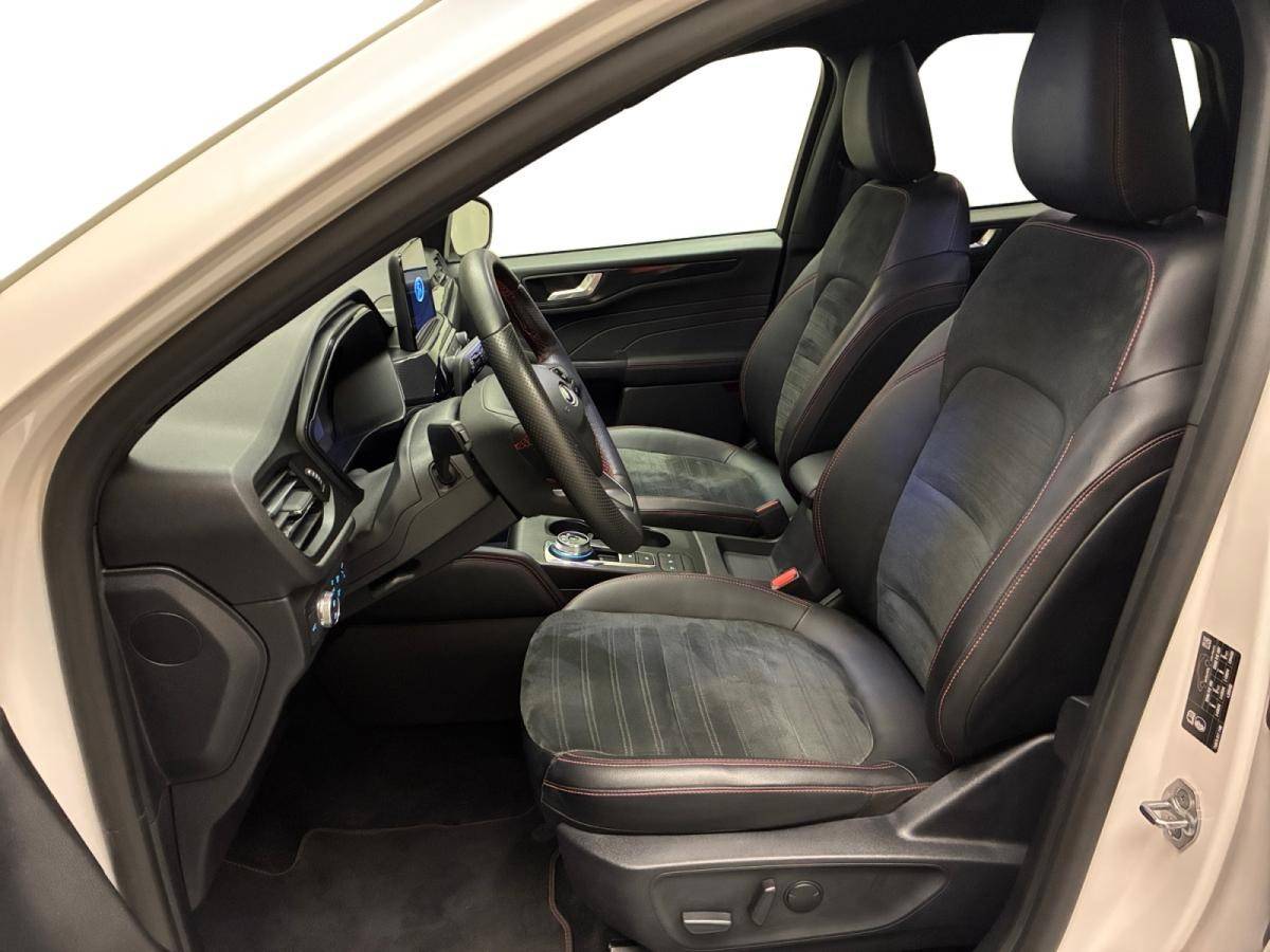ford-kuga-2023-hibrido-a-gasolina-2488cc