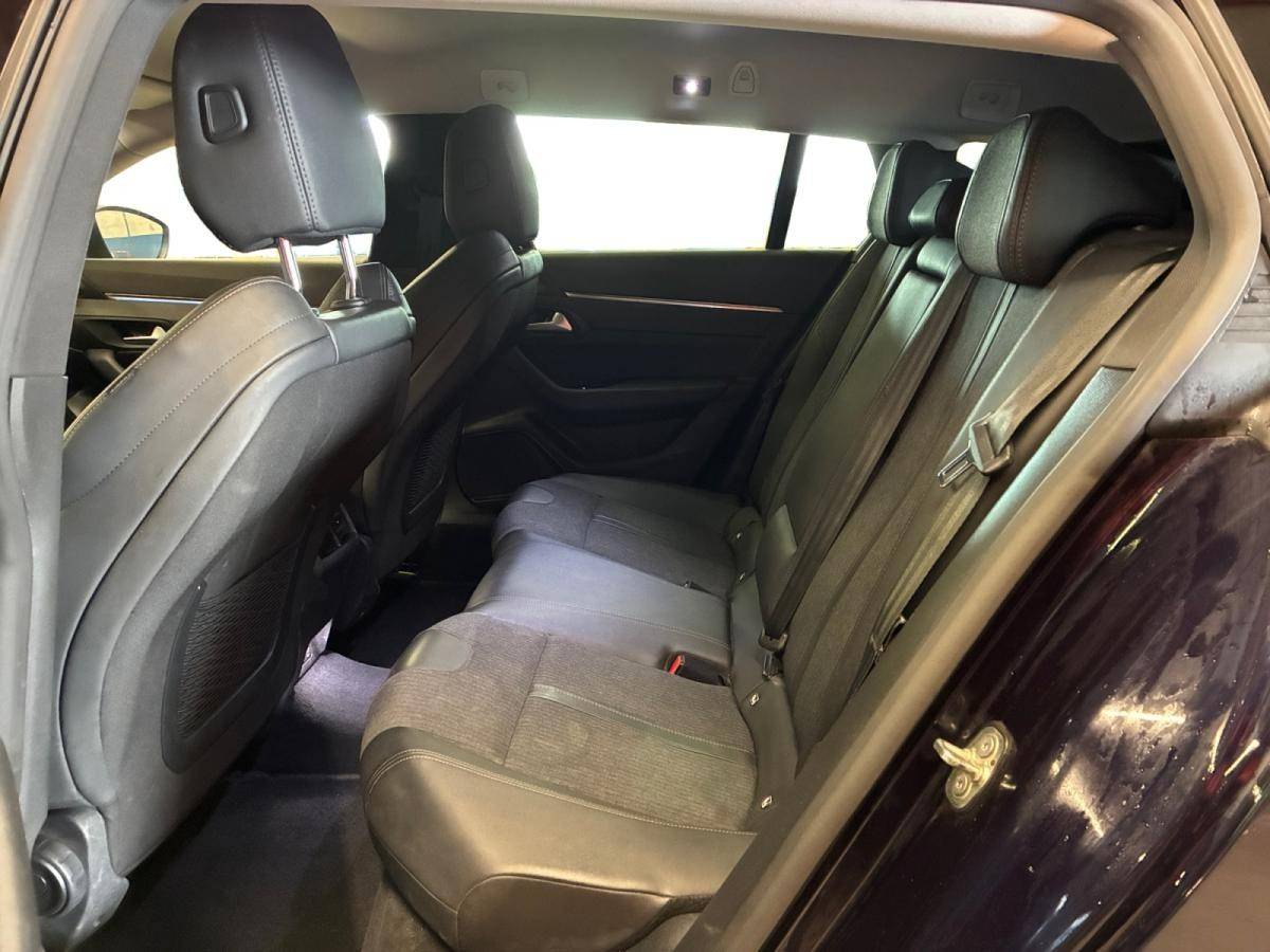 peugeot-508-sw-2023-hibrido-a-gasolina-1598cc