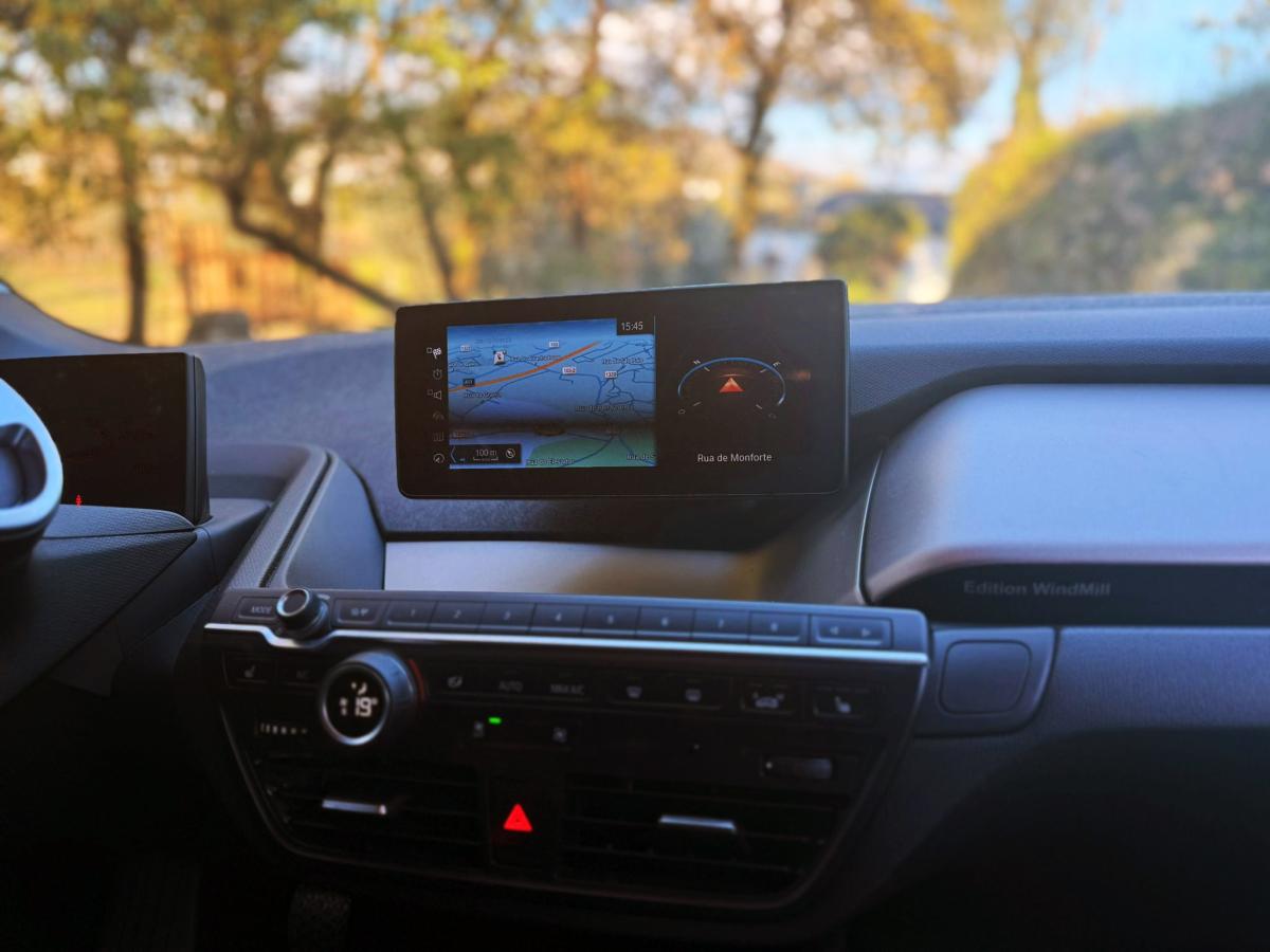 bmw-i3-2021-eletrico-500cc