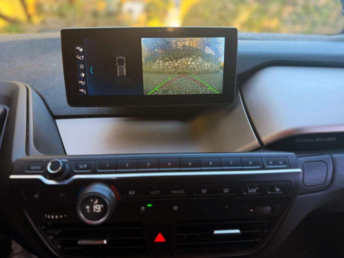 bmw-i3-2021-eletrico-500cc