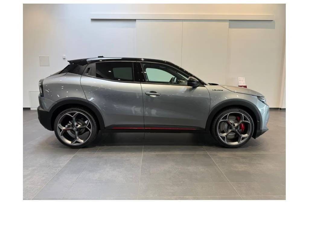 alfa-romeo-junior-2025-eletrico-0cc