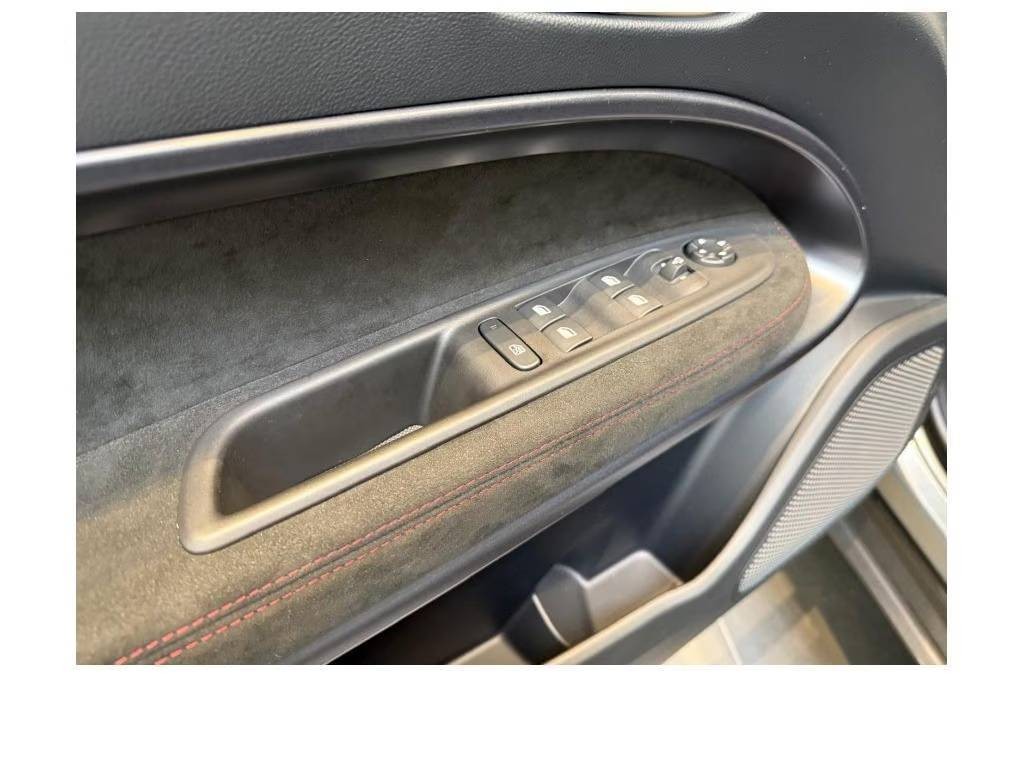alfa-romeo-junior-2025-eletrico-0cc