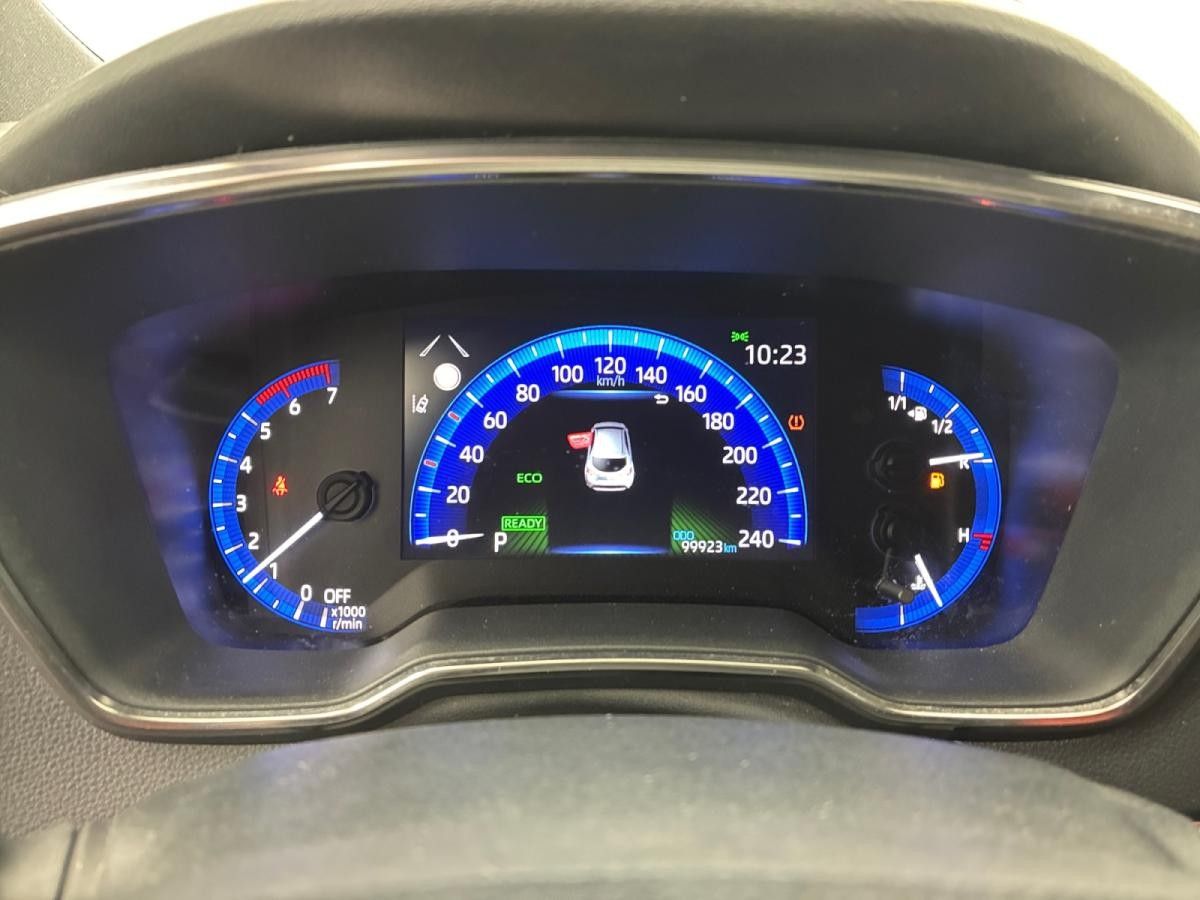 toyota-corolla-2022-hibrido-a-gasolina-1798cc