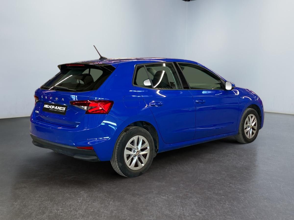 skoda-fabia-2022-gasolina-999cc