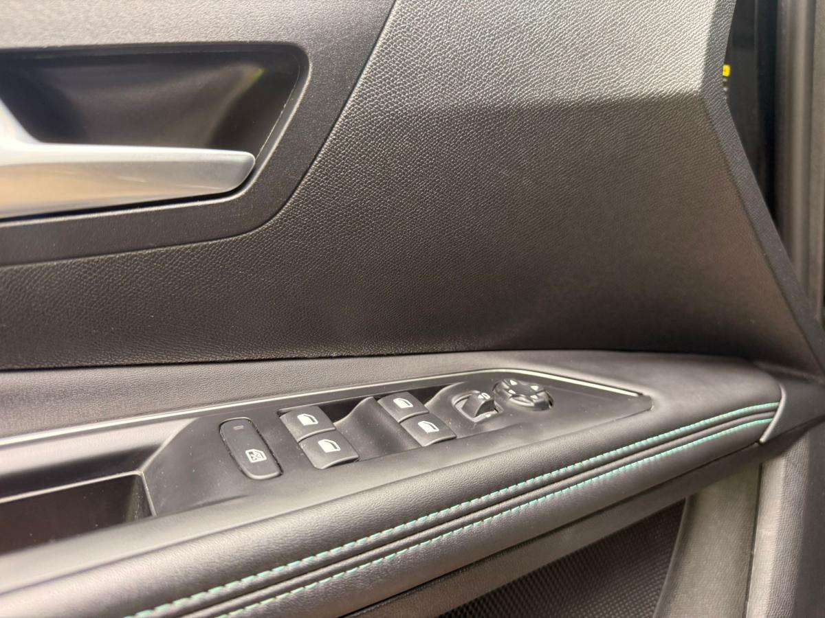 peugeot-3008-2023-gasolina-1199cc
