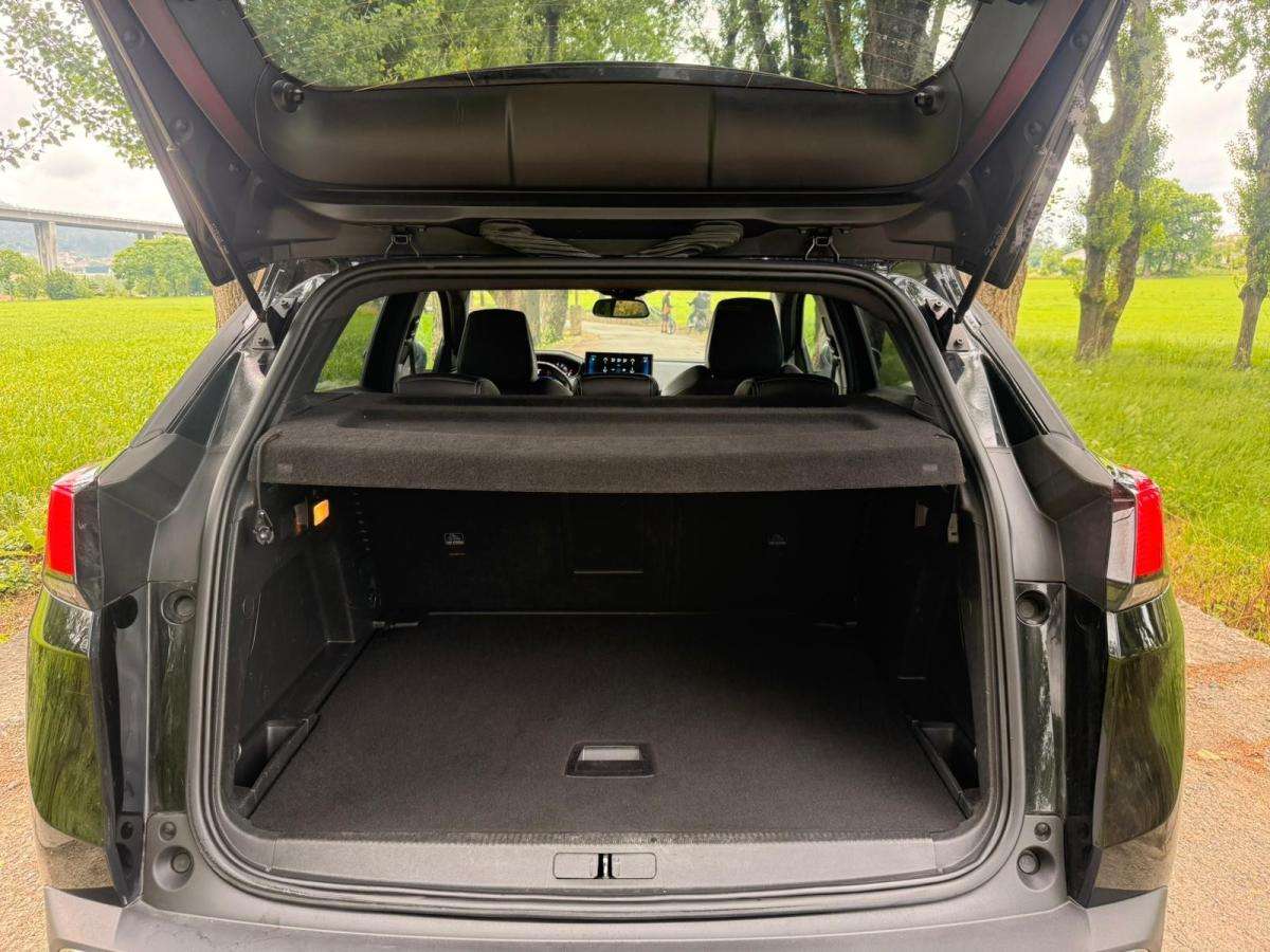 peugeot-3008-2023-gasolina-1199cc