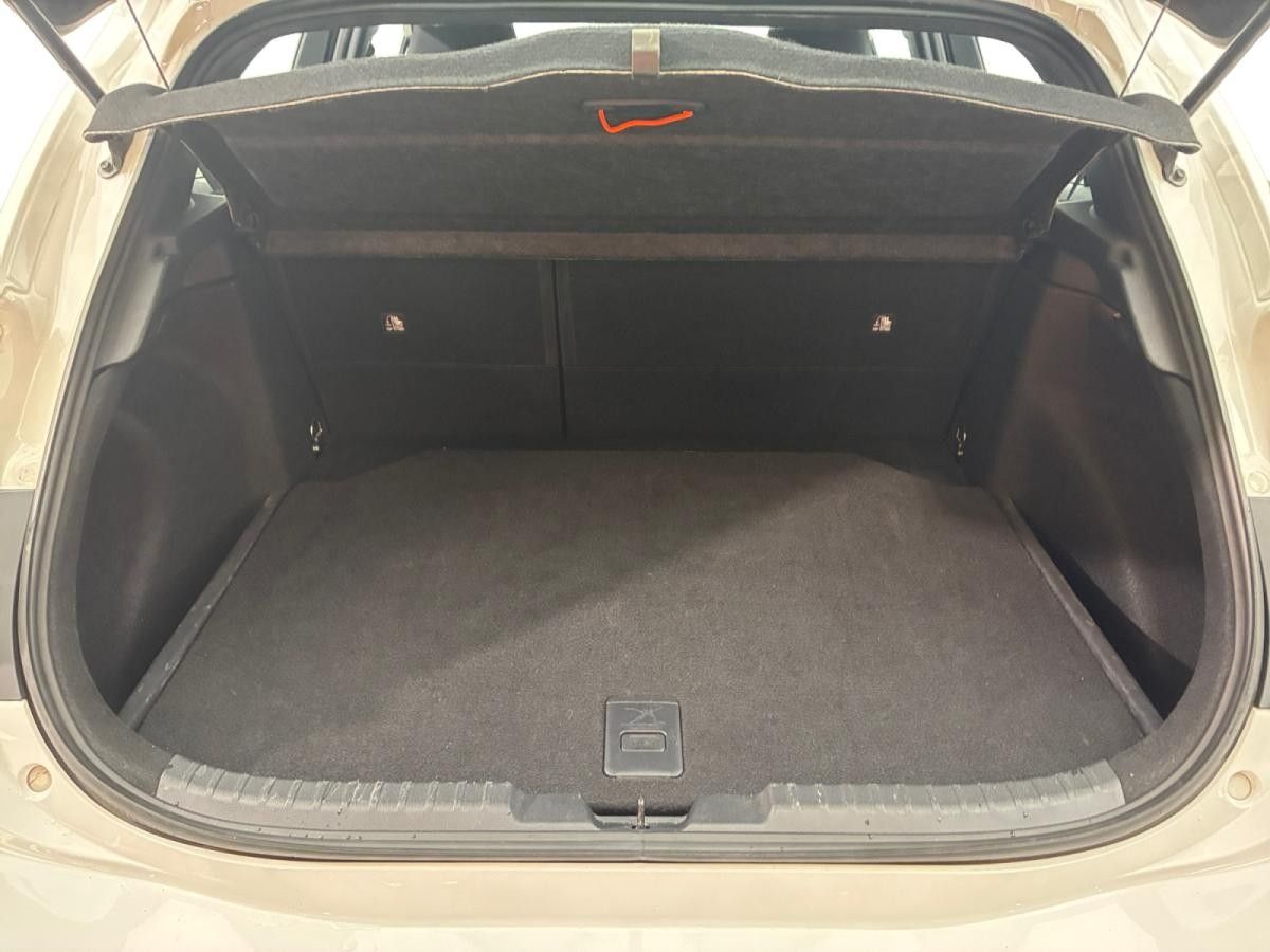 toyota-corolla-2021-hibrido-a-gasolina-1798cc
