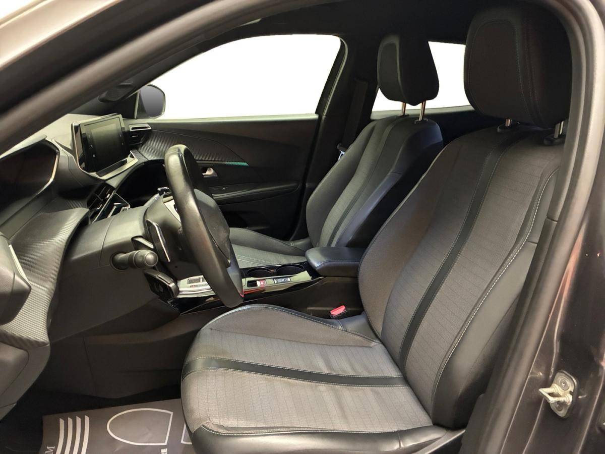 peugeot-2008-2023-gasolina-1199cc