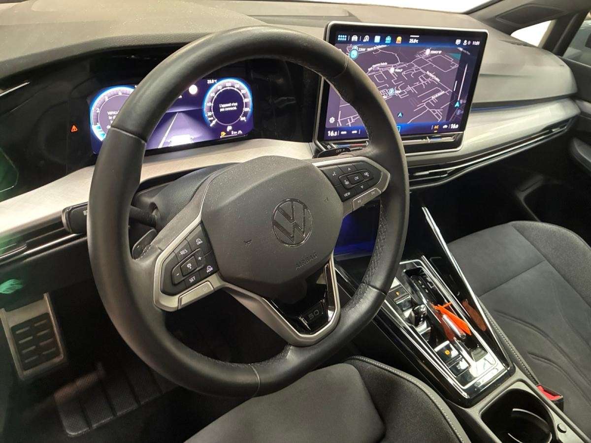 volkswagen-golf-2024-hibrido-a-gasolina-1498cc