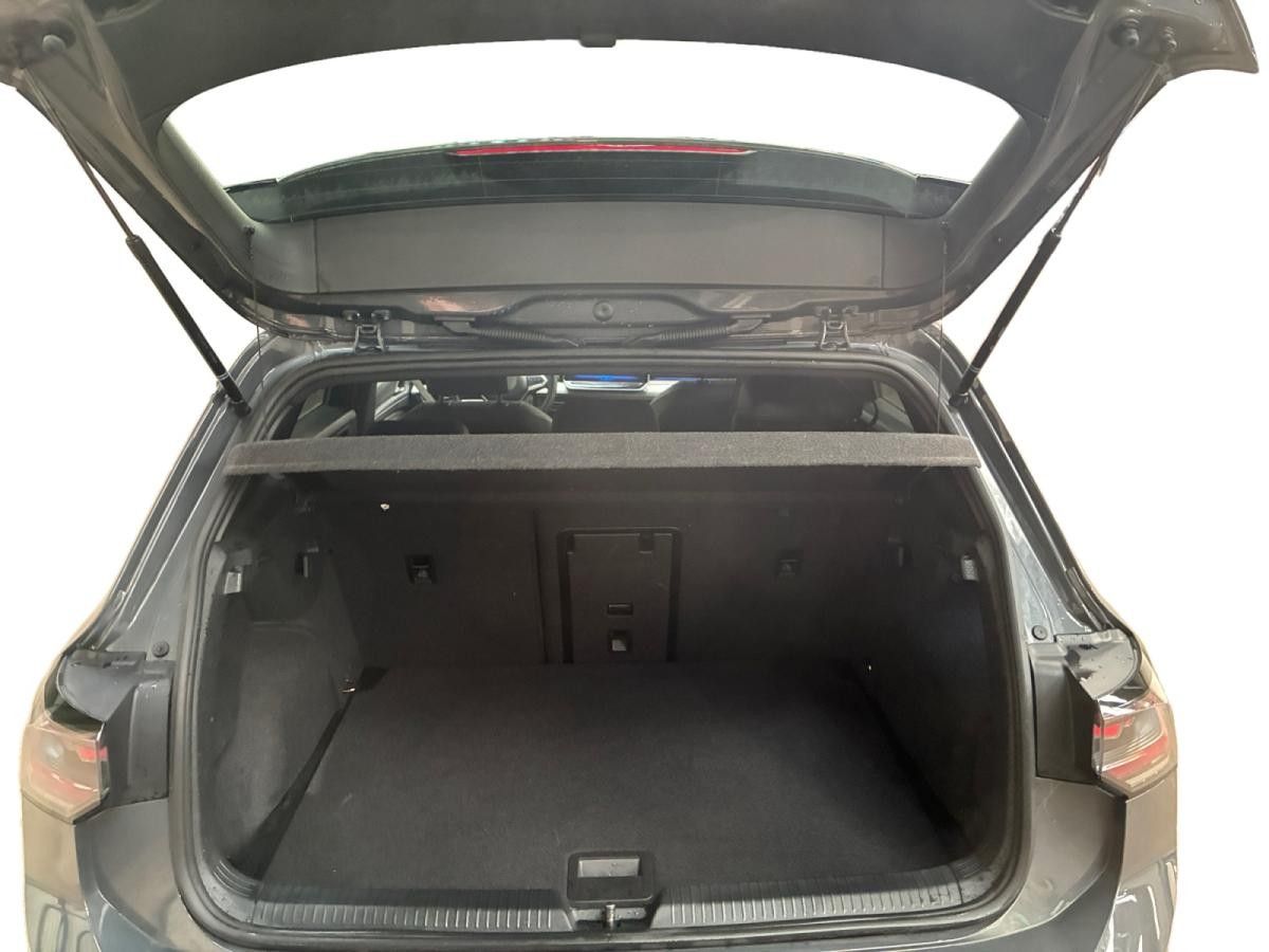 volkswagen-golf-2024-hibrido-a-gasolina-1498cc