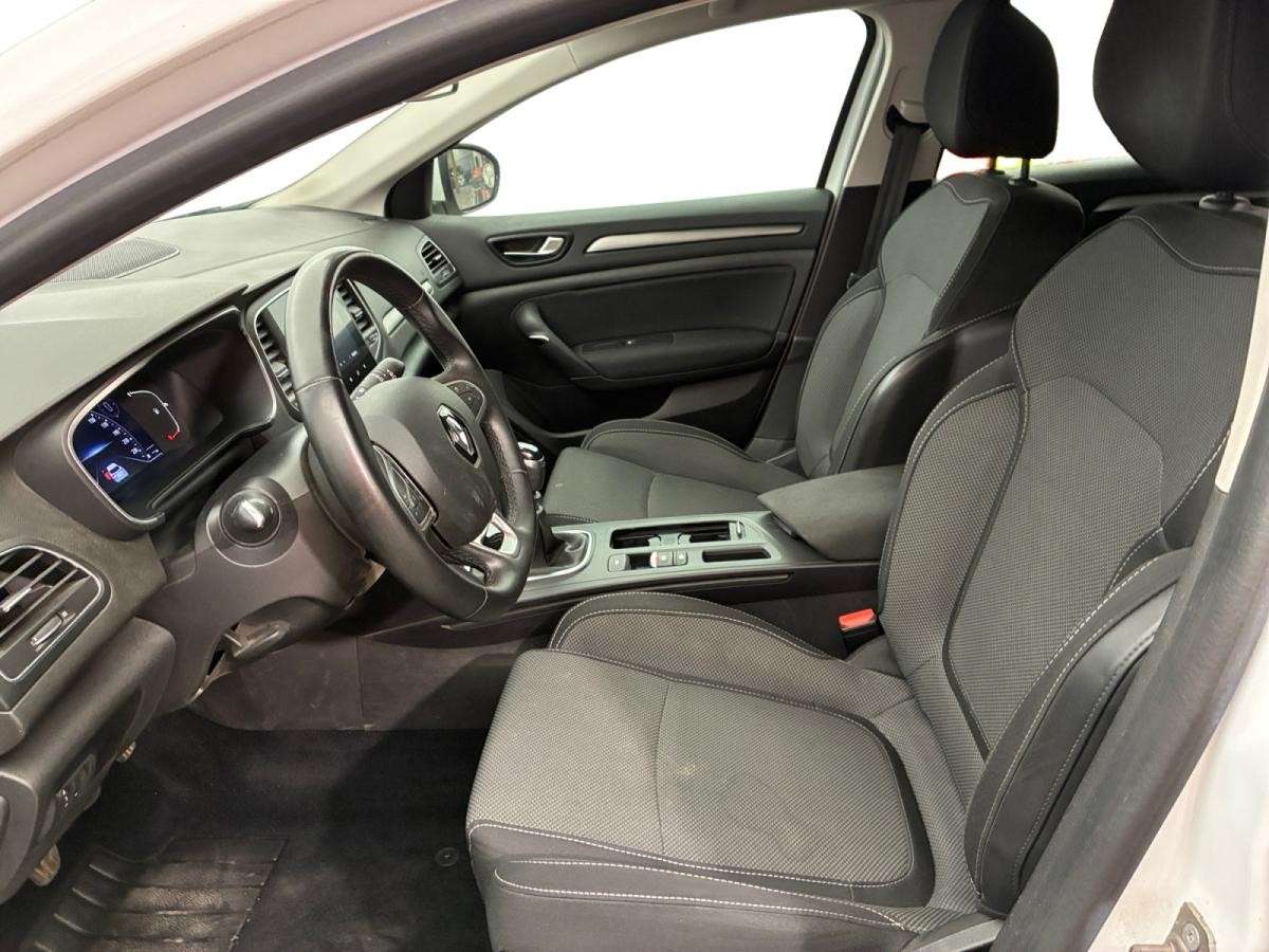 renault-megane-break-2023-diesel-1461cc