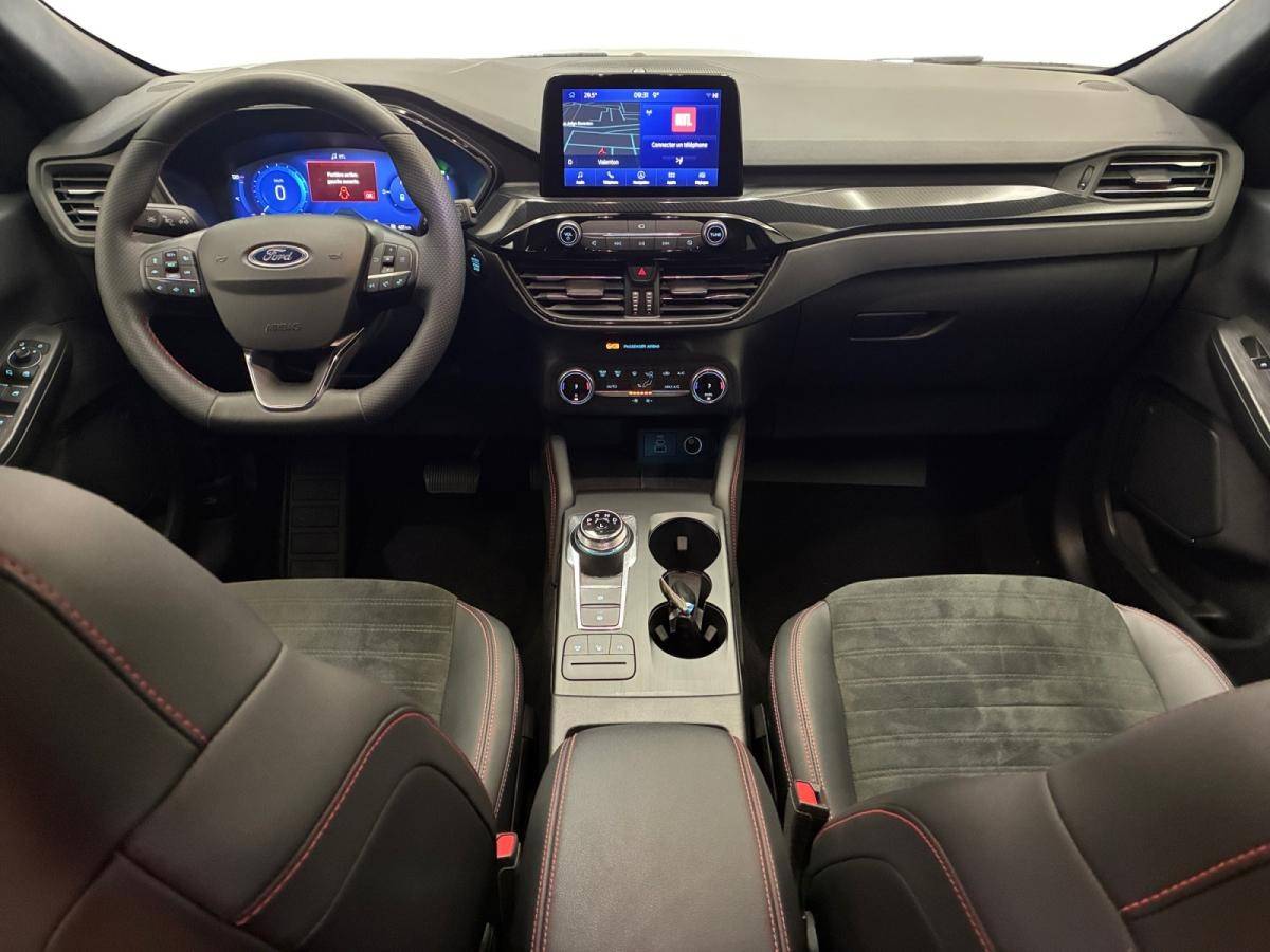 ford-kuga-2023-hibrido-a-gasolina-2488cc