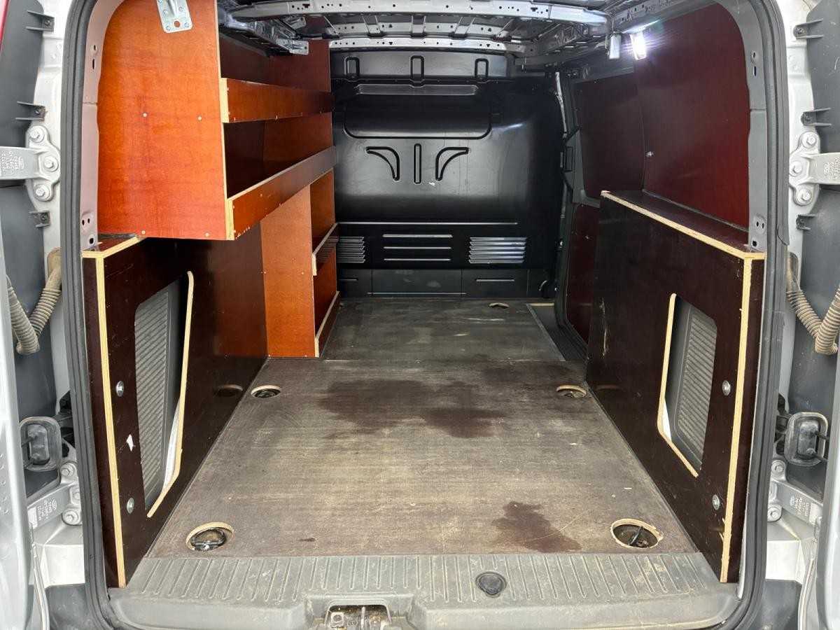 ford-transit-connect-2023-diesel-1499cc