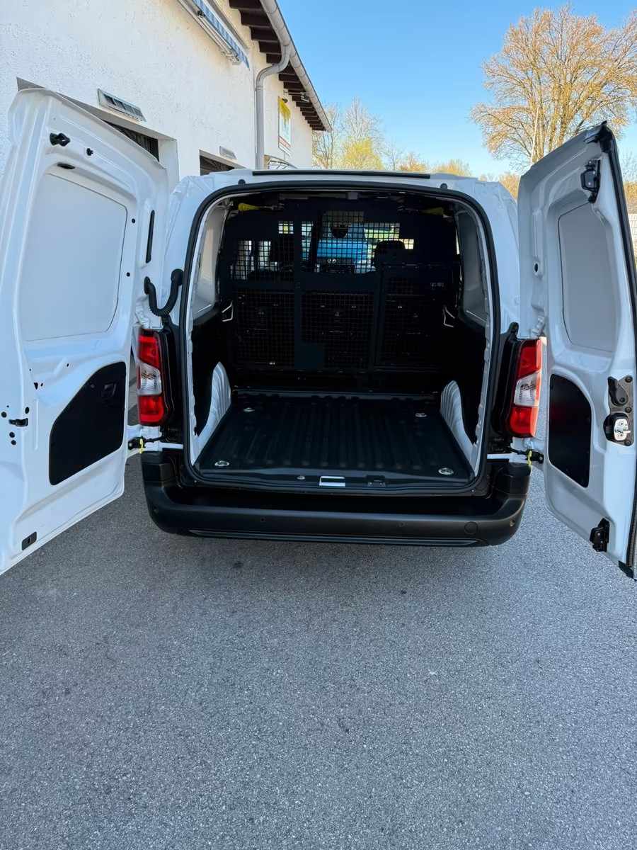 peugeot-partner-2025-diesel-1499cc