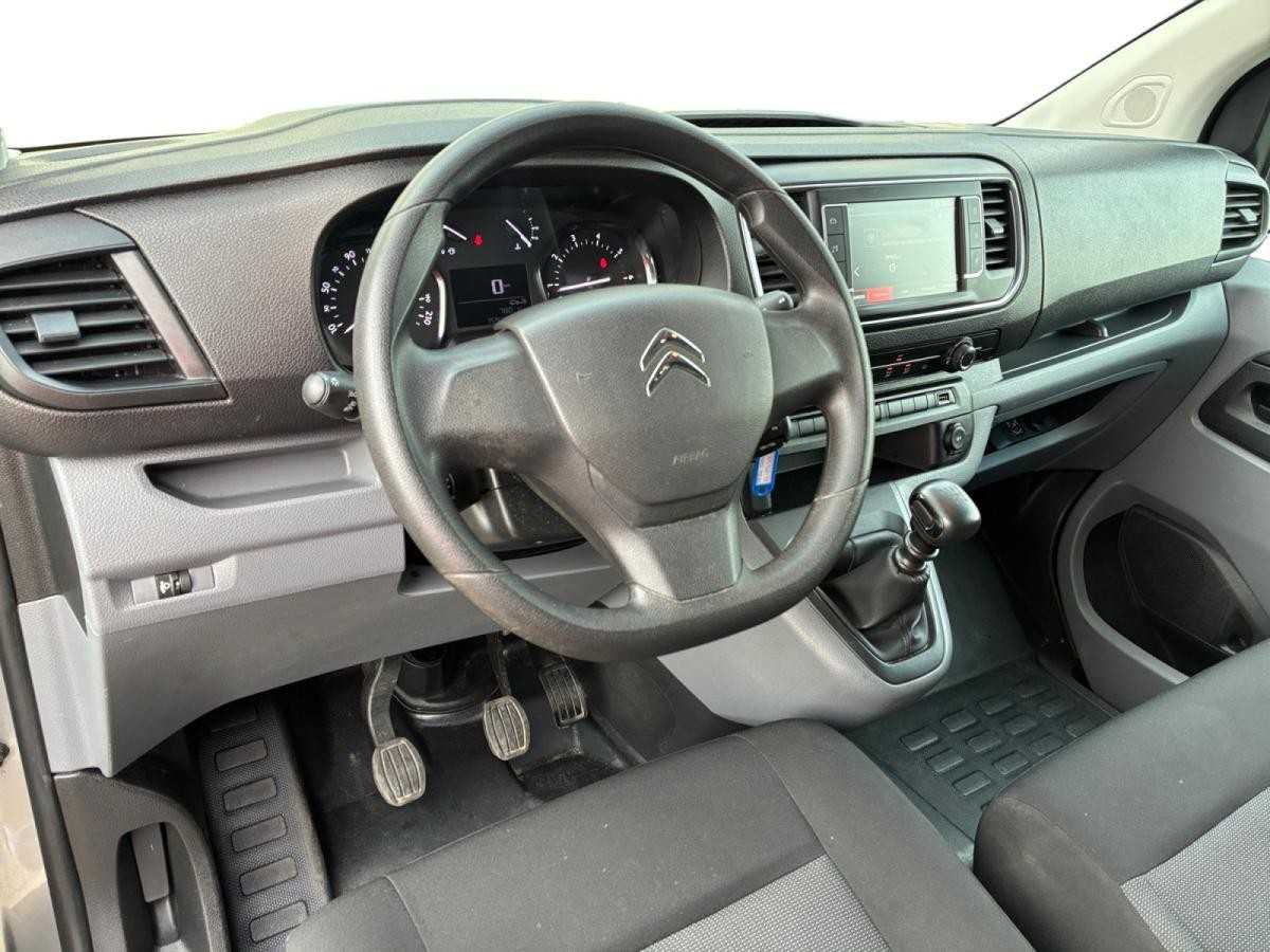 citroen-jumpy-2021-diesel-1499cc