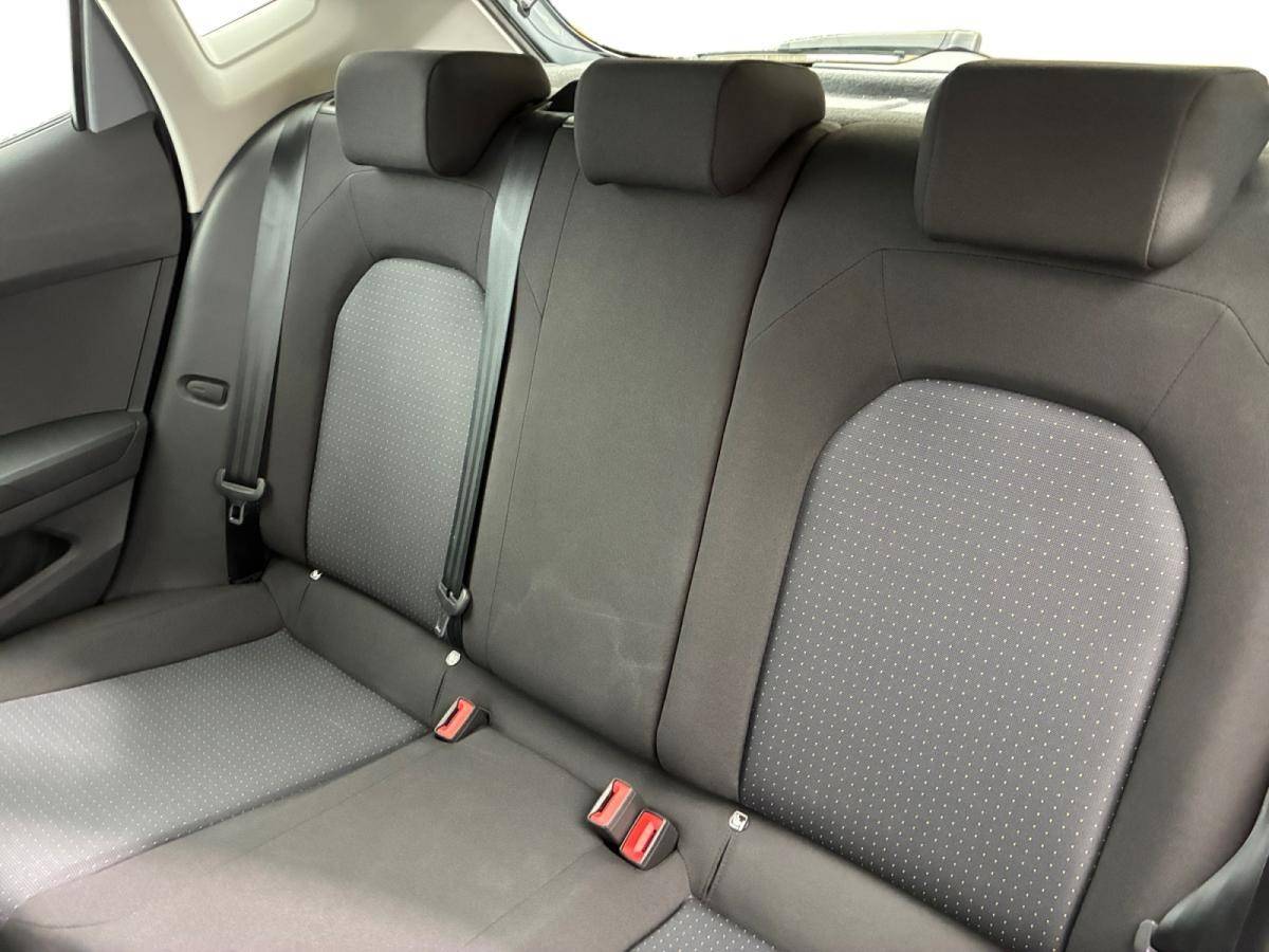 seat-ibiza-2023-gasolina-999cc