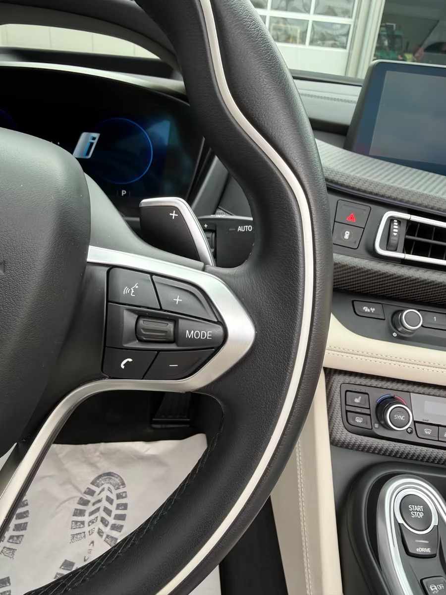 bmw-i8-2018-hibrido-a-gasolina-1499cc