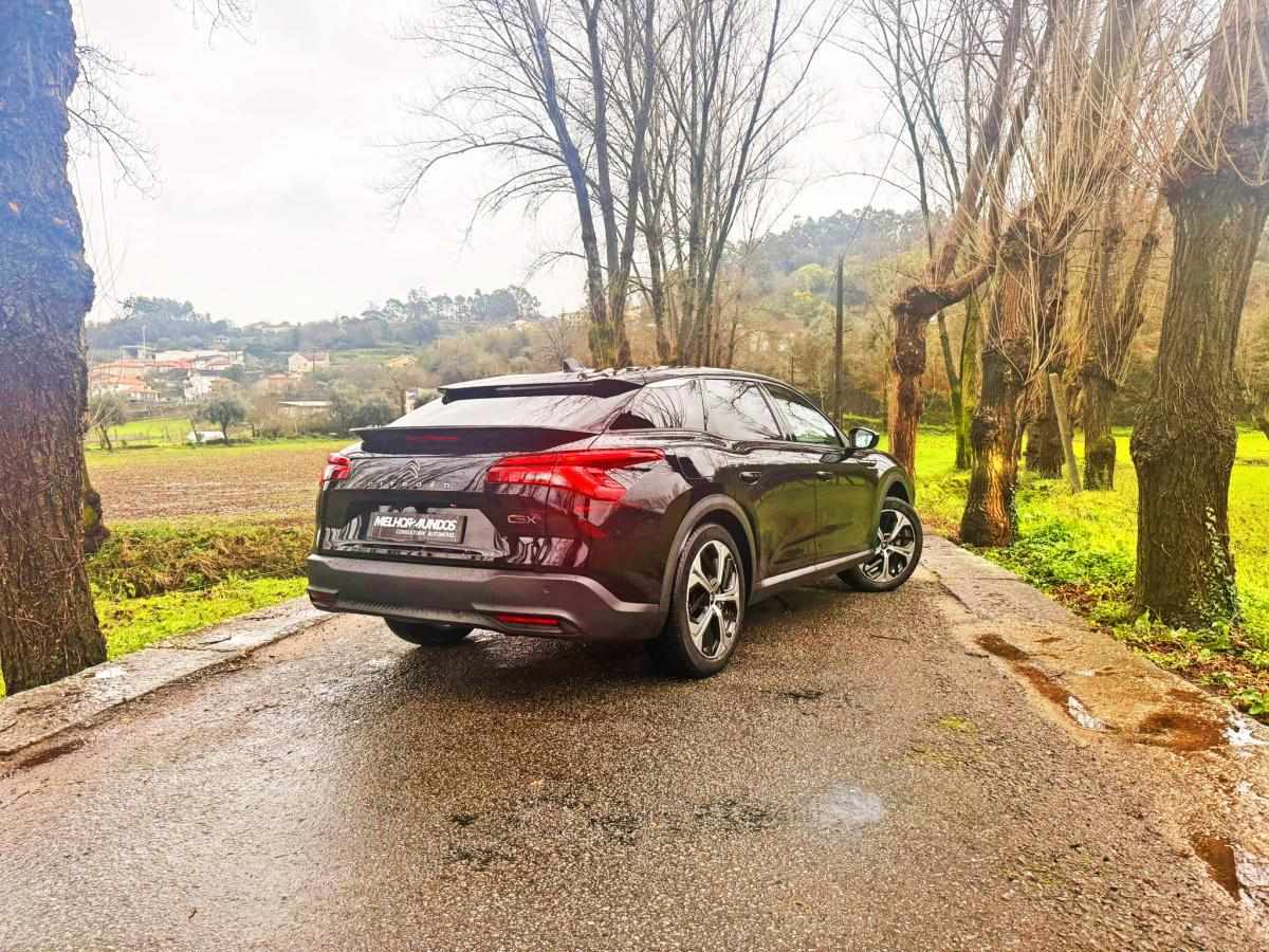 citroen-c5-x-2023-hibrido-a-gasolina-1598cc