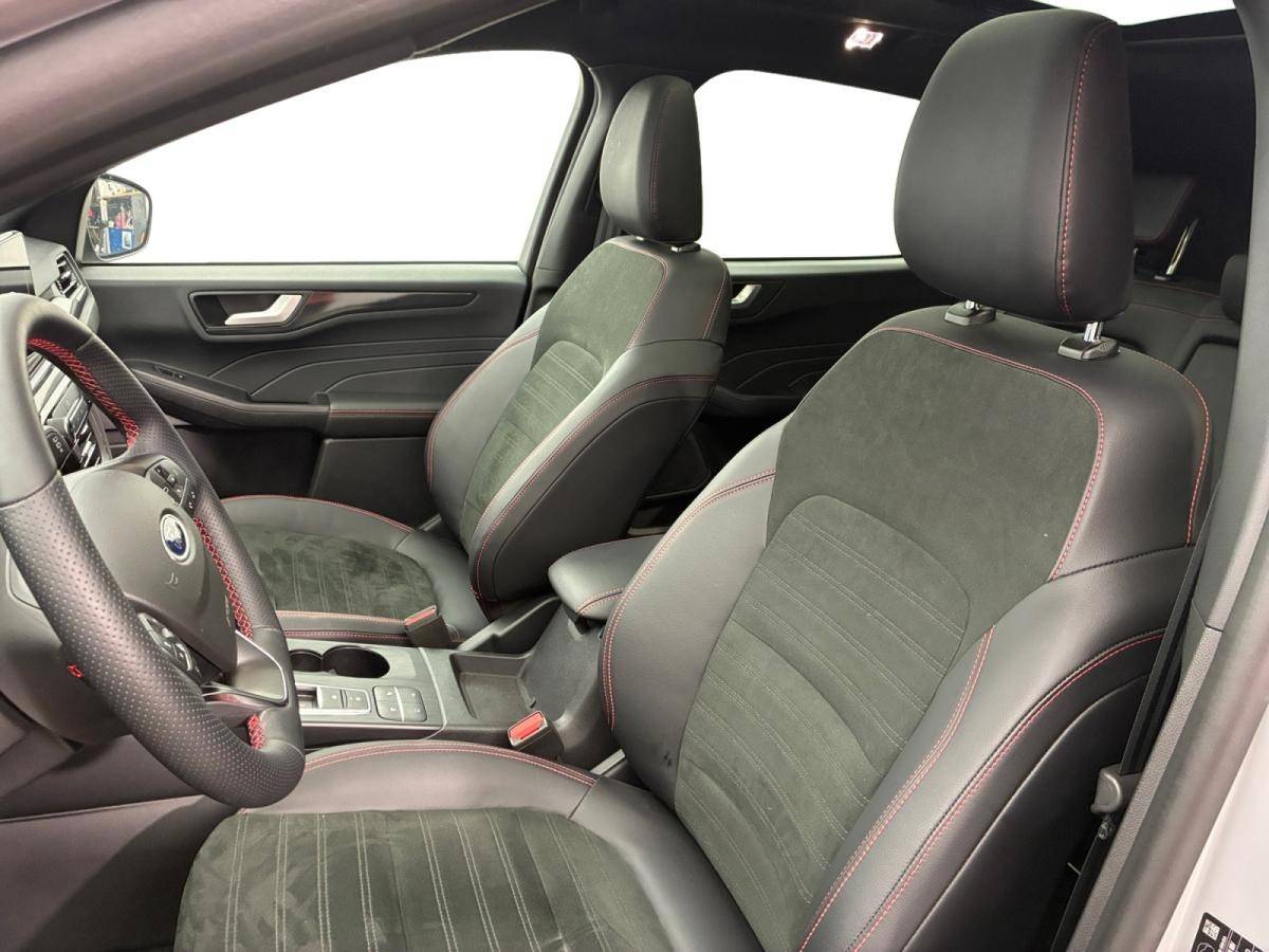 ford-kuga-2023-hibrido-a-gasolina-2488cc