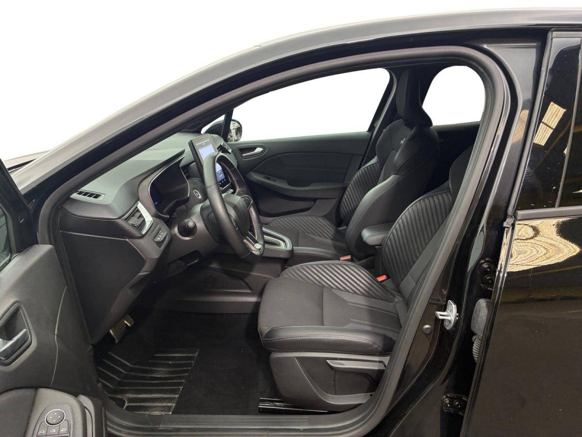 renault-clio-2024-hibrido-a-gasolina-1598cc