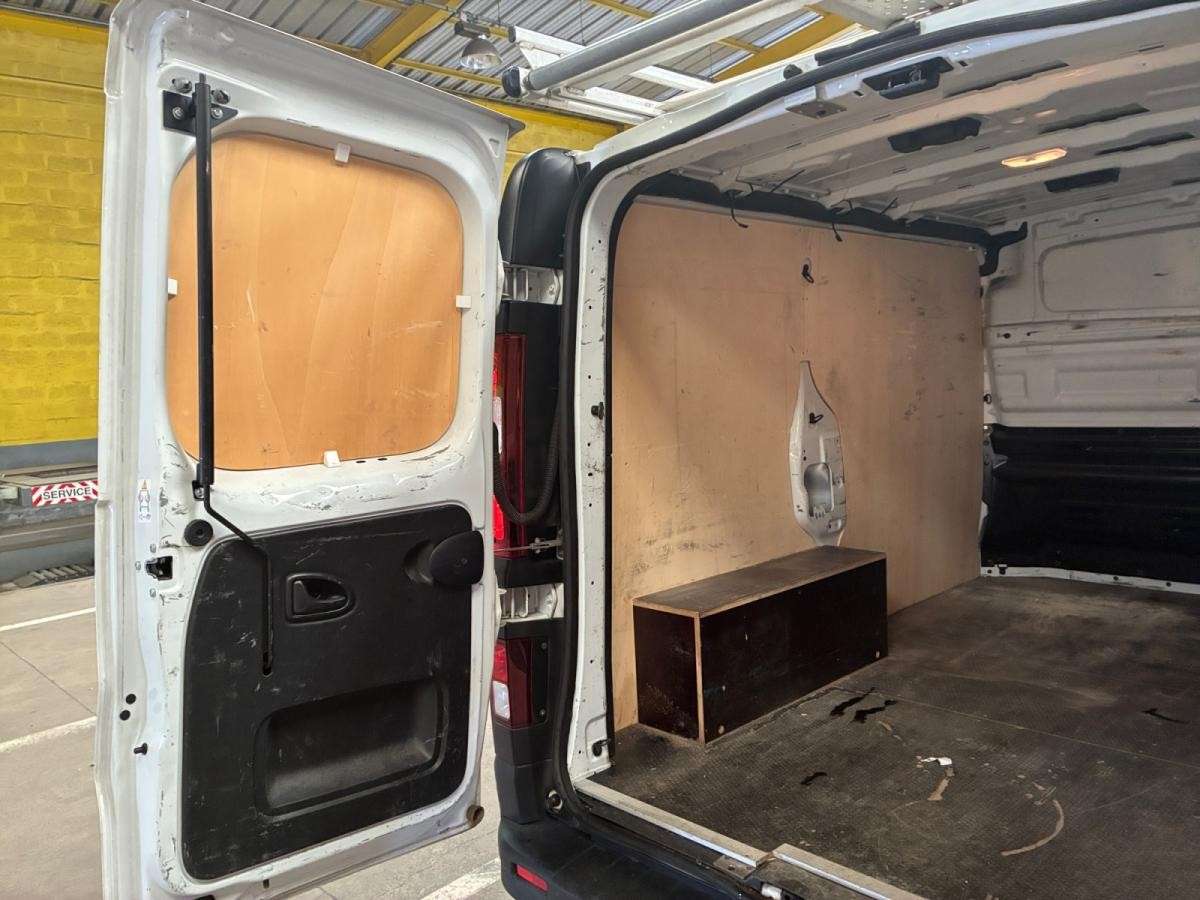 renault-trafic-2022-diesel-1997cc