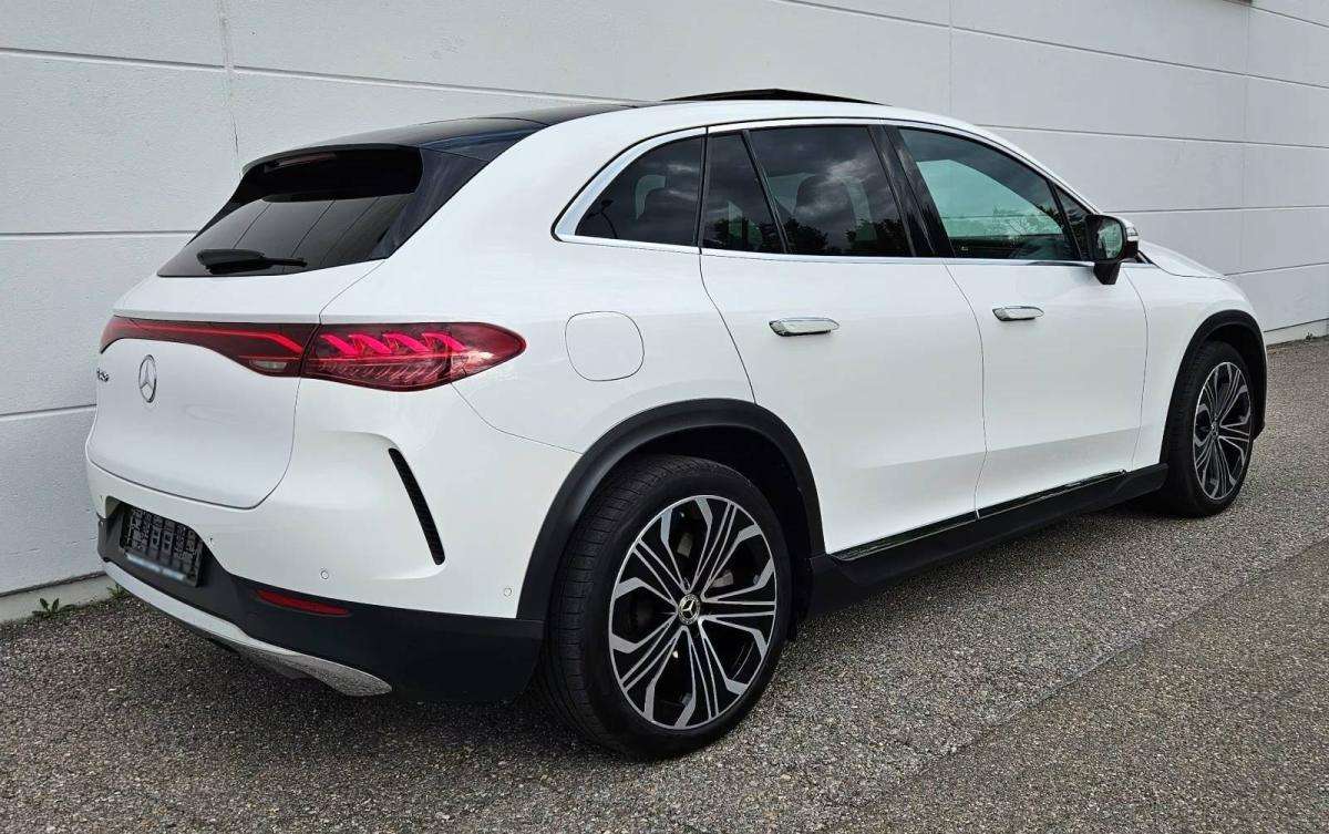 mercedes-benz-eqe-2023-eletrico-0cc
