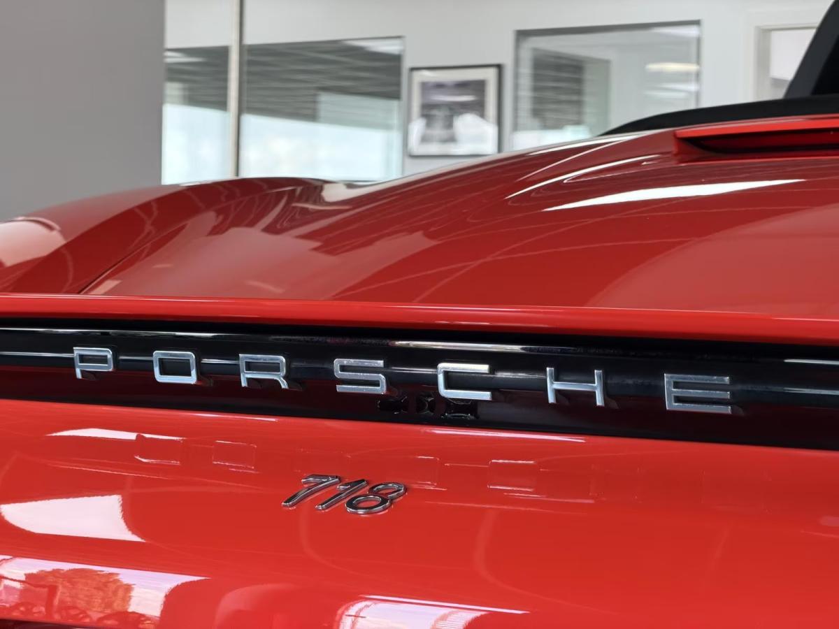 porsche-718-2019-gasolina-1988cc