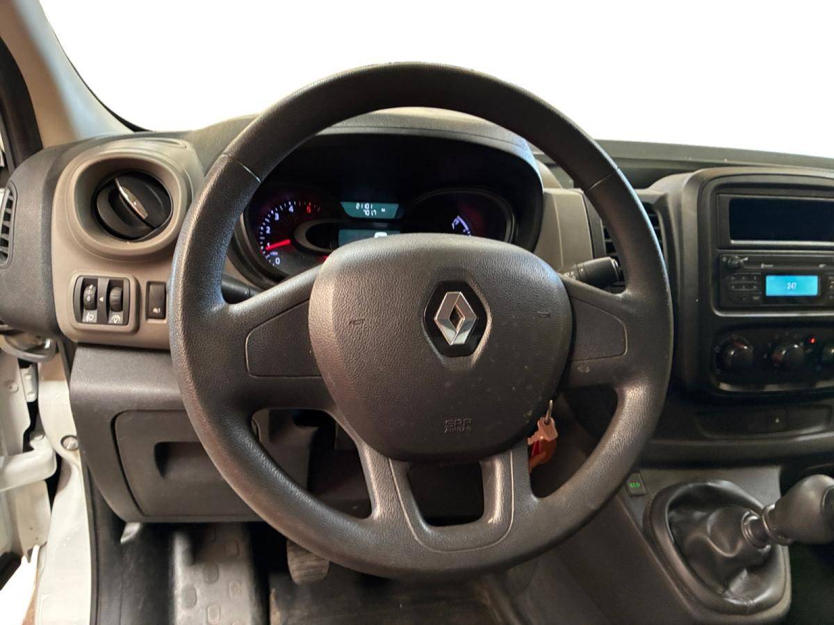 renault-trafic-2019-diesel-1598cc
