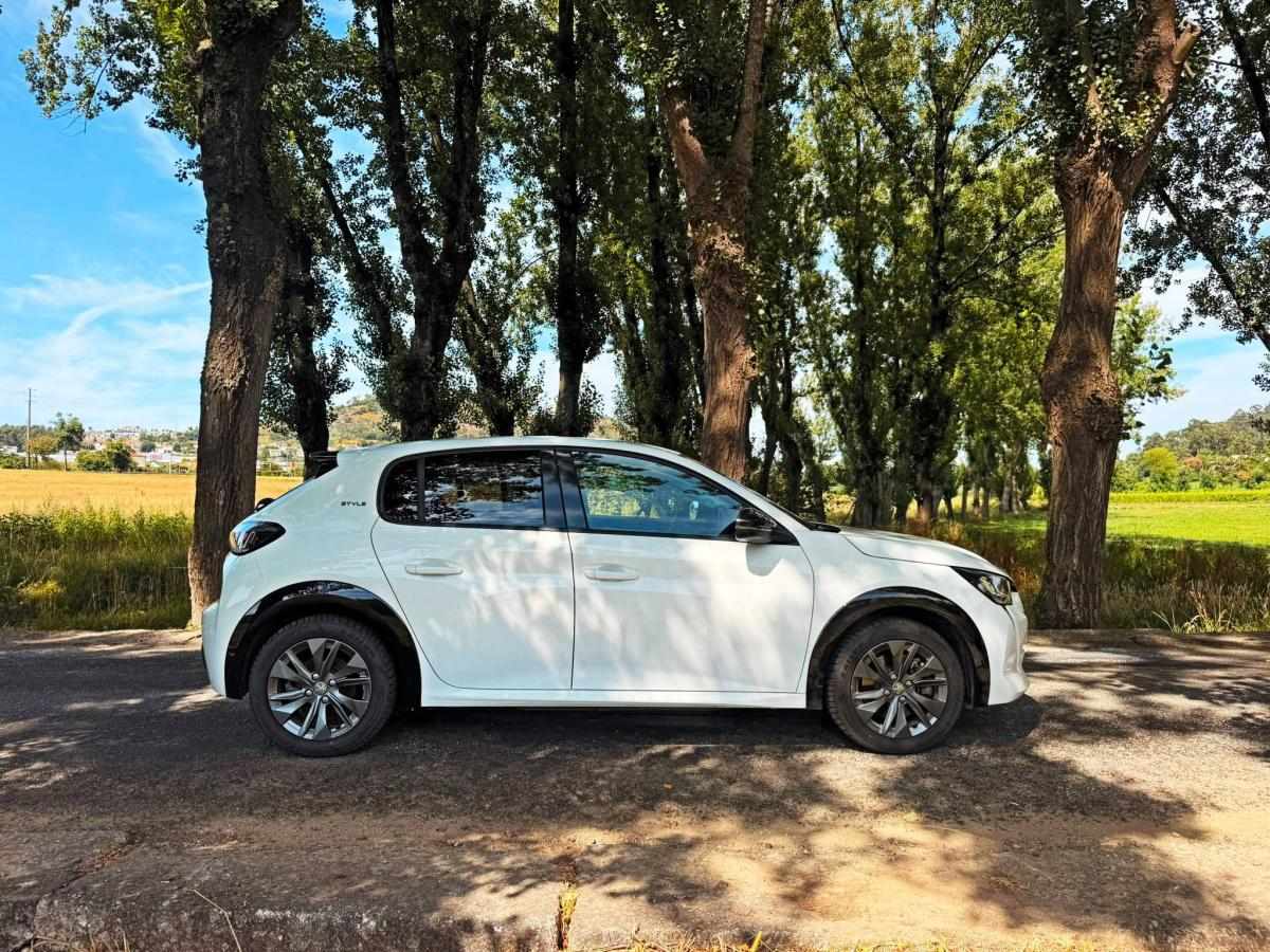 peugeot-208-2022-eletrico-0cc
