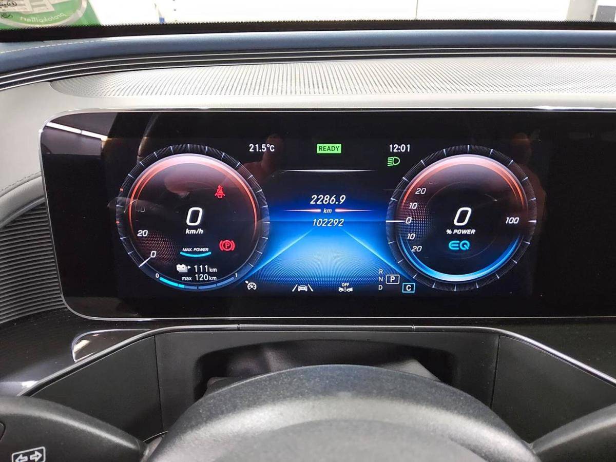 mercedes-benz-eqc-2023-eletrico-0cc