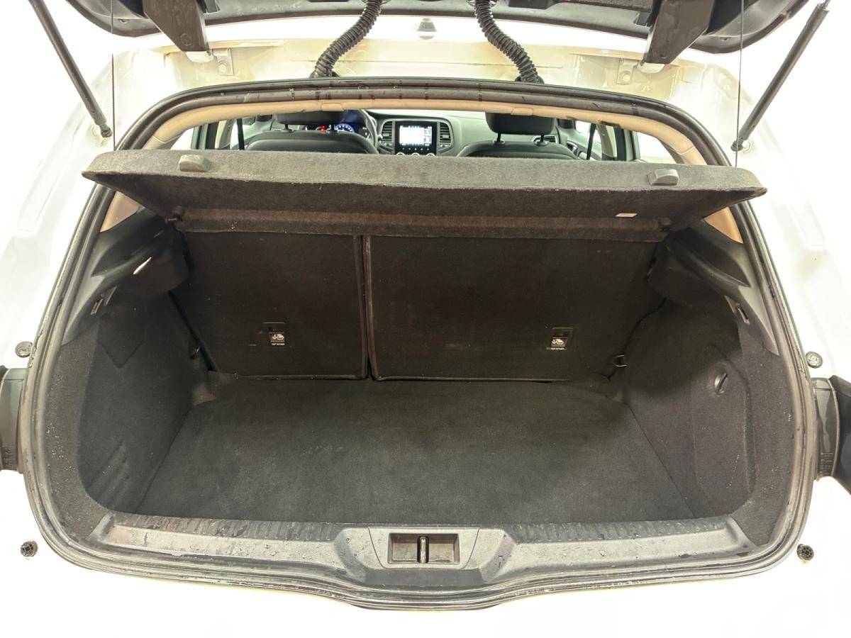 renault-megane-2023-diesel-1461cc