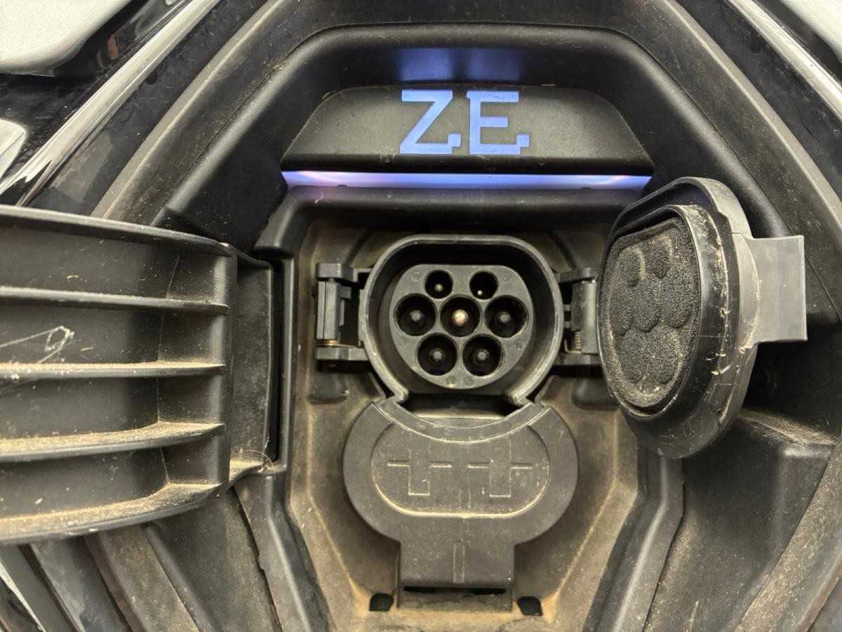 renault-zoe-2020-eletrico-0cc