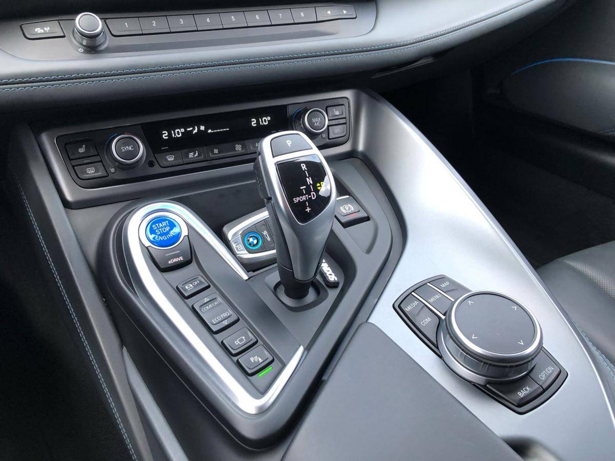 bmw-i8-2019-hibrido-a-gasolina-1499cc