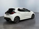 toyota-yaris-2021-hibrido-a-gasolina-1490cc