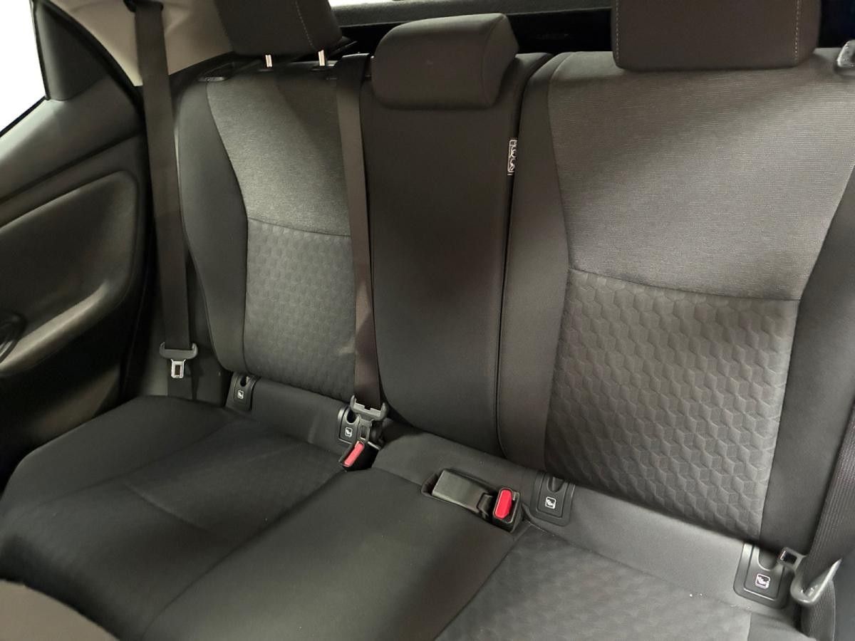 toyota-yaris-2021-hibrido-a-gasolina-1490cc