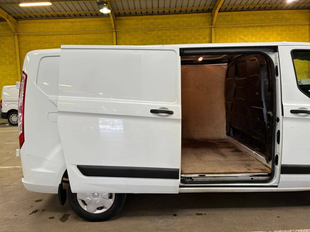 ford-transit-custom-2022-diesel-1995cc