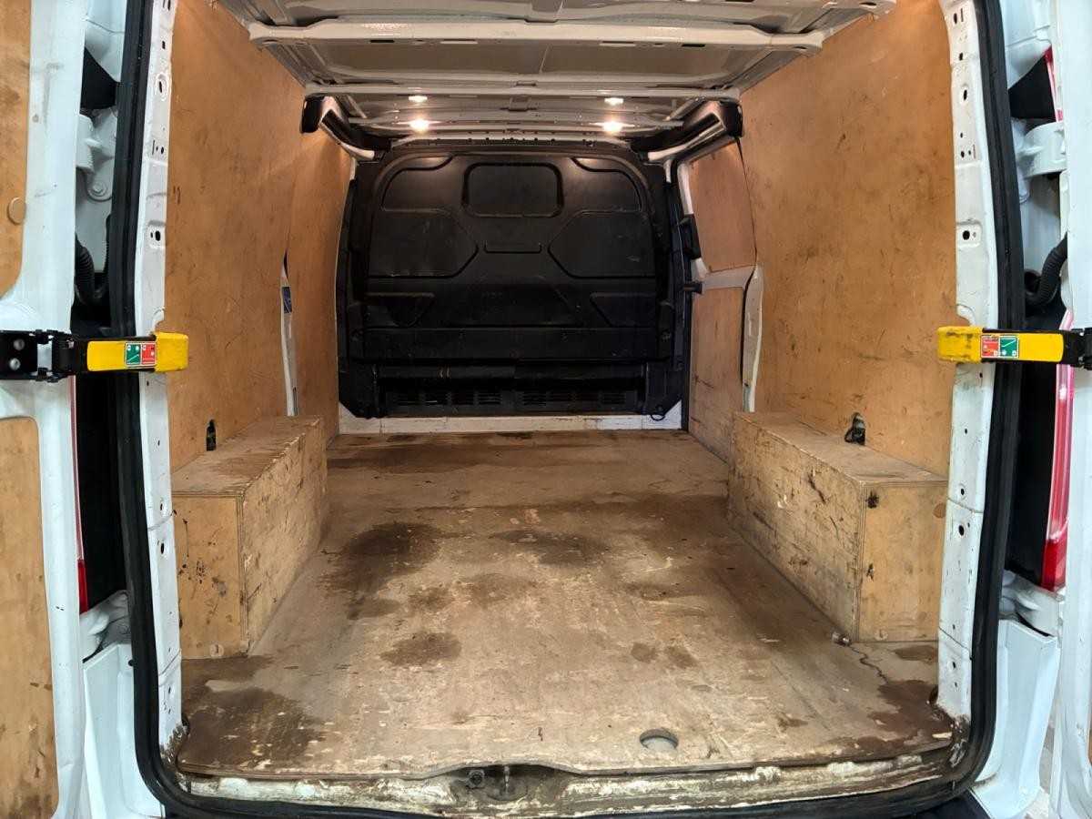 ford-transit-custom-2022-diesel-1995cc