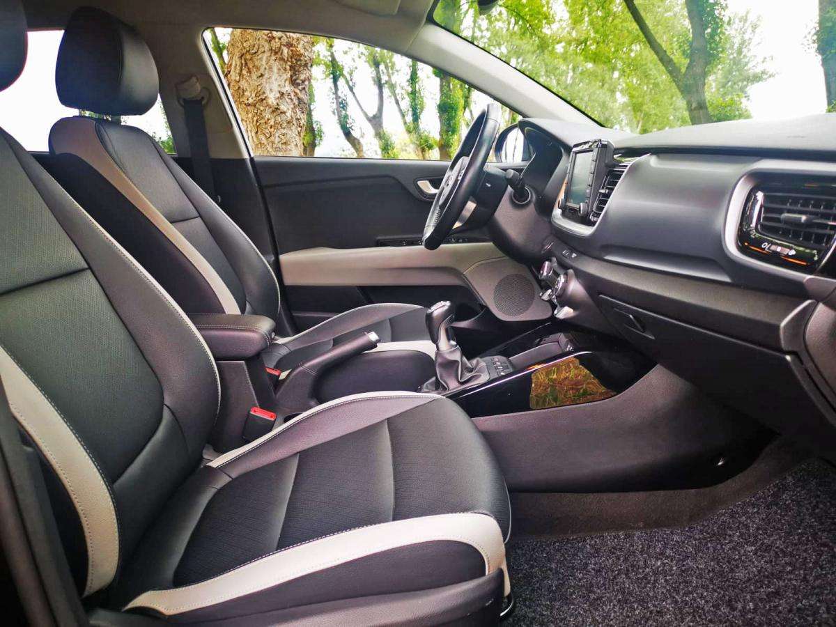 kia-stonic-2018-gasolina-998cc