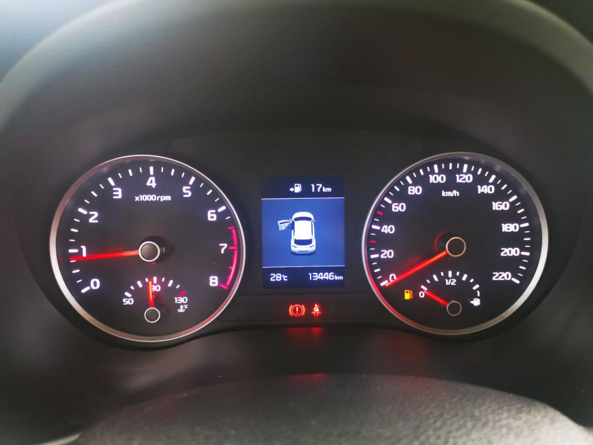 kia-stonic-2018-gasolina-998cc