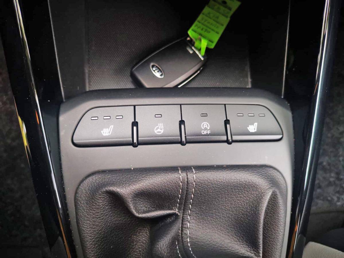 kia-stonic-2018-gasolina-998cc