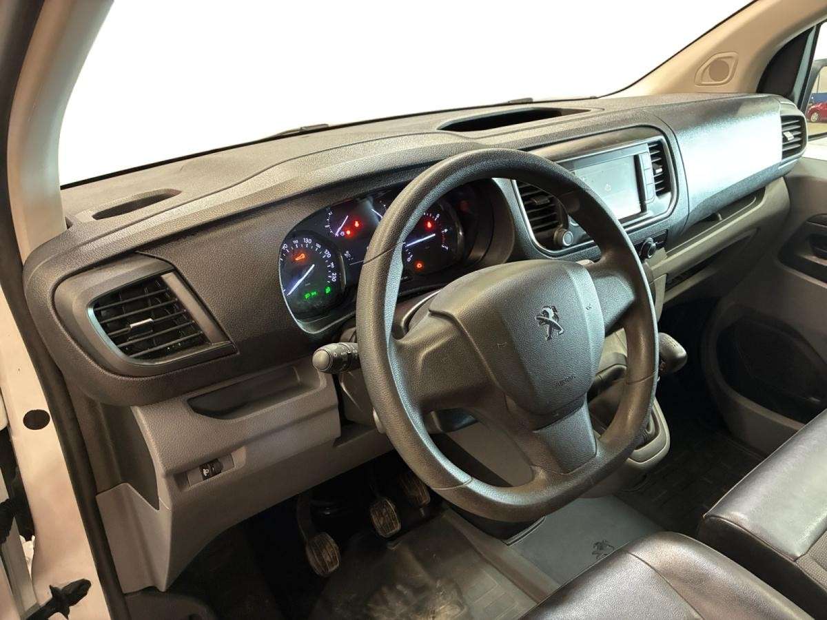 peugeot-expert-2022-diesel-1499cc