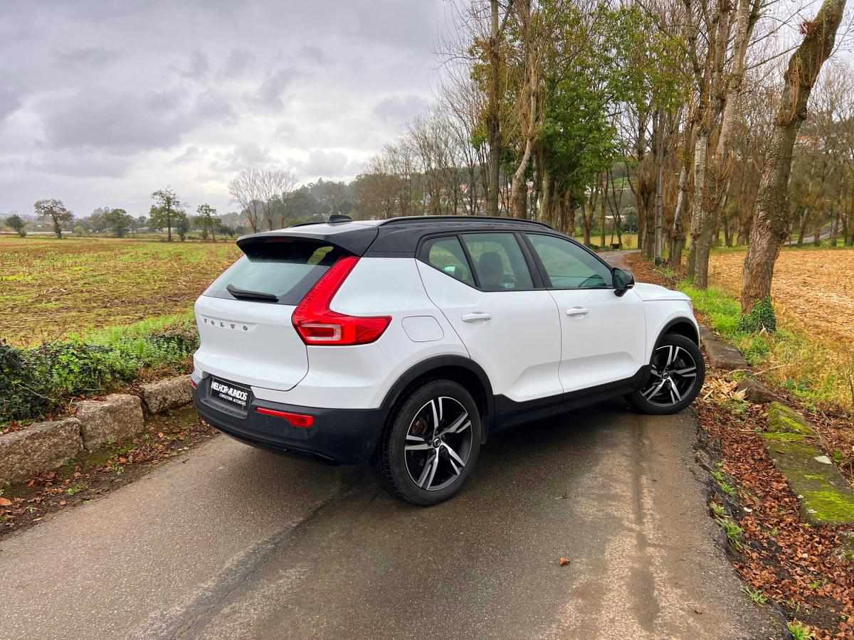 volvo-xc40-2020-hibrido-a-gasolina-1447cc