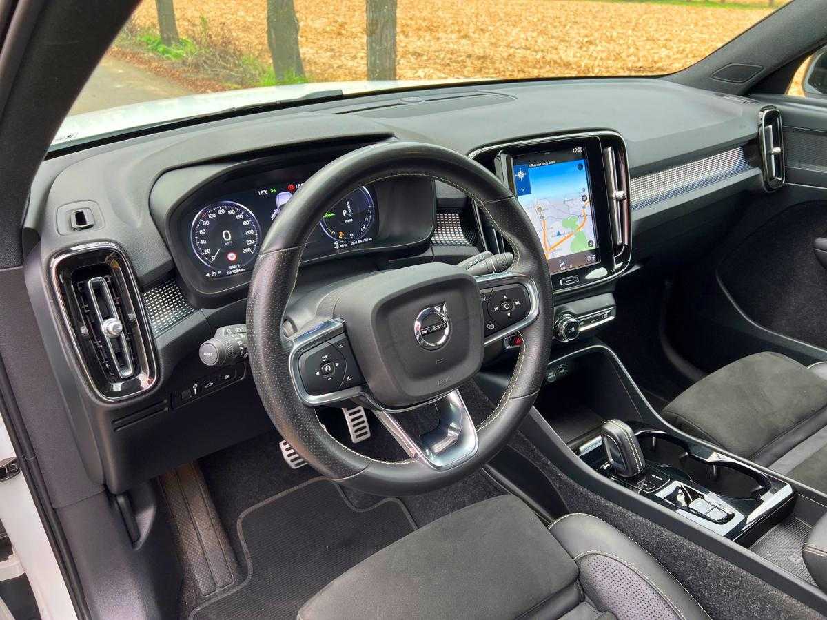 volvo-xc40-2020-hibrido-a-gasolina-1447cc