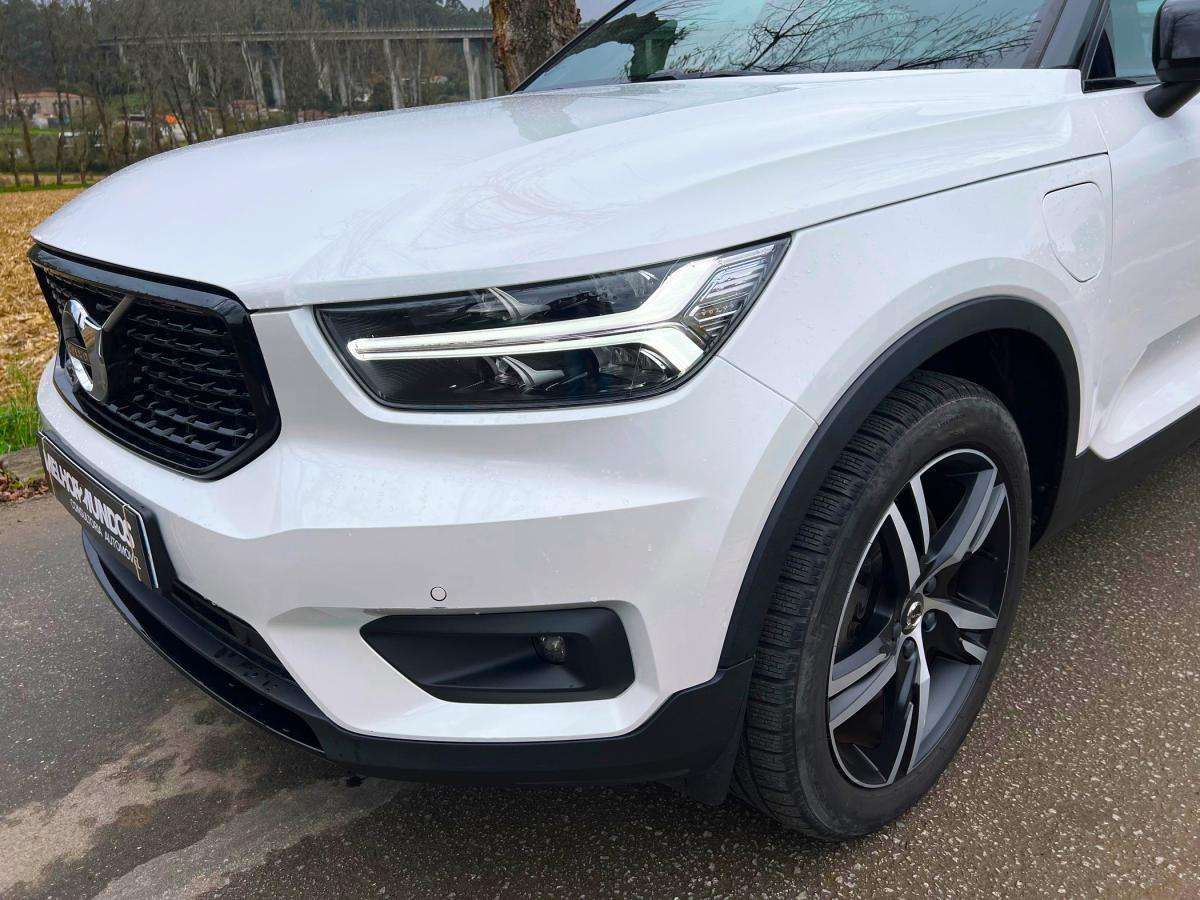 volvo-xc40-2020-hibrido-a-gasolina-1447cc